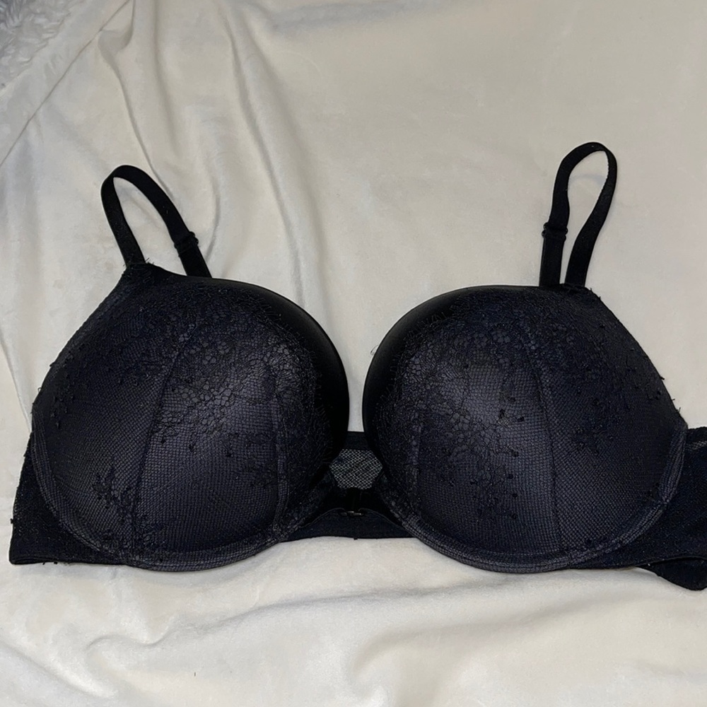 Victoria’s Secret Bombshell Bra